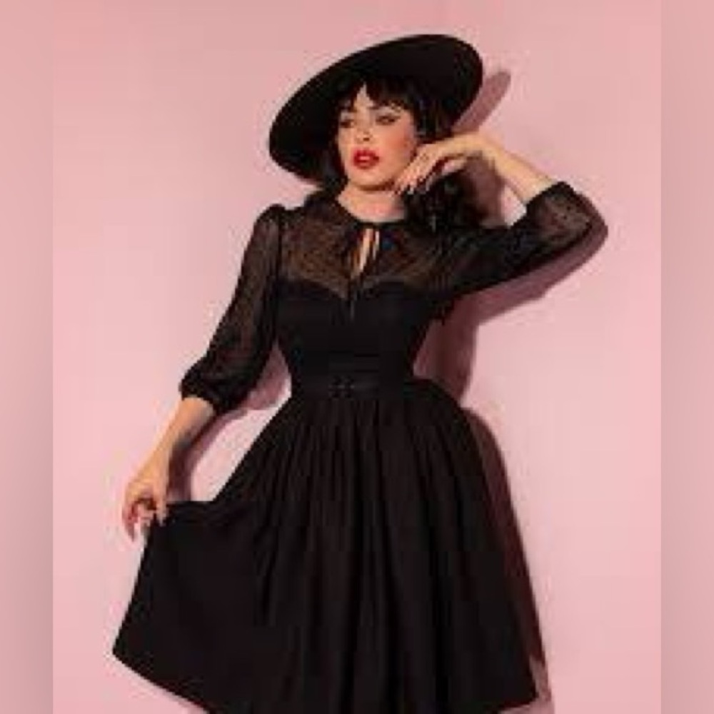 Vixen bnwt sold out on site frenchie swing size XL